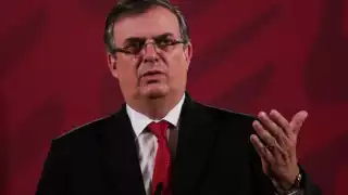 Marcelo Ebrard fue enviado a Londres en representación de México