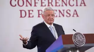 AMLO indicó que Carlos Joaquín González ocupará un cargo en el Gobierno de México apenas deje la gubernatura de Quintana Roo