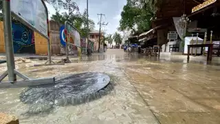 aguas negras en Playa del Carmen 
