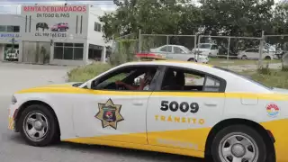 El uso del celular para los conductores está permitido en semáforos durante el color rojo