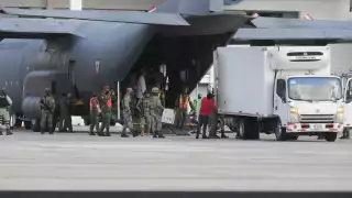 Llegan vacunas de Pfizer-BioNTech al Aeropuerto Internacional de Cancún