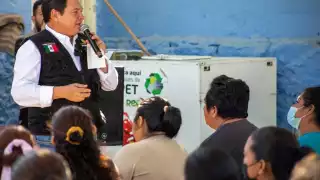 Joaquín Díaz asistió como invitado al evento escolar