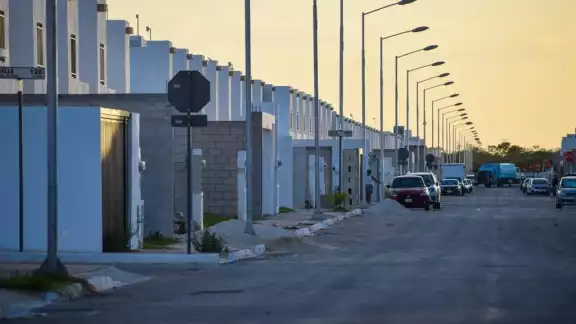 El Infonavit afirmó que siete de cada 10 acreditados no pueden comprar una vivienda, en Yucatán El Infonavit afirmó que siete de cada 10 acreditados no pueden comprar una vivienda, en Yucatán