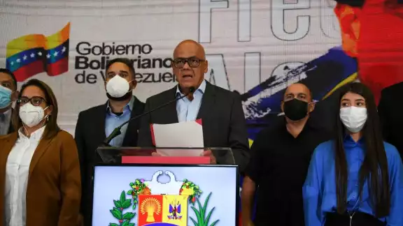 "No asistiremos a la ronda que debía iniciarse el día de mañana, 17 de octubre, en Ciudad de México", dijo el presidente del parlamento "No asistiremos a la ronda que debía iniciarse el día de mañana, 17 de octubre, en Ciudad de México", dijo el presidente del parlamento