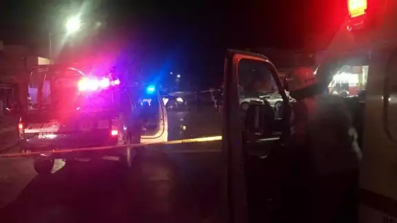 Policías llegaron para acordonar la zona