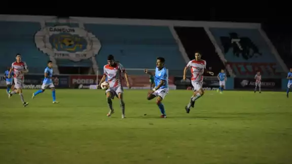 Se vivió un entretenido partido esta noche Se vivió un entretenido partido esta noche