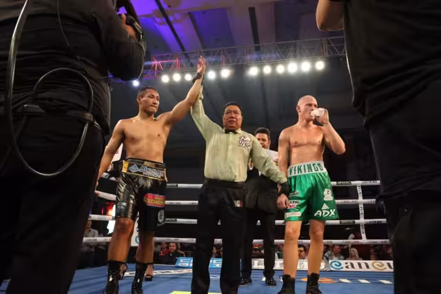 Joselito “Huracán” Velázquez  dio una buena pelea a los cancunenses