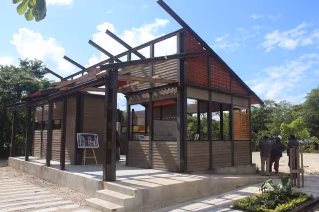 El diseño de las viviendas fue presentado; indicaron que, con un máximo de 100 m2, se plantea fabricarlas para las familias reubicadas