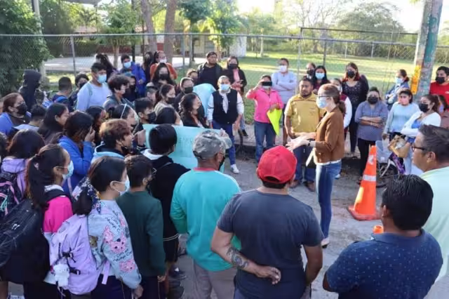 Padres piden la presencia de la Segey y SEP