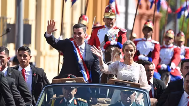 Santiago Peña asume la Presidencia de Paraguay: "Celebramos la victoria de la libertad"