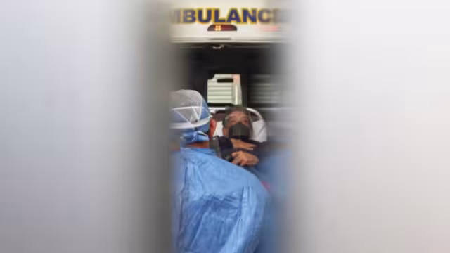 A través de su cuenta de Facebook el ex gobernador de Quintana Roo anunció que se ha recuperado de COVID-19 Foto: Erick Castillo