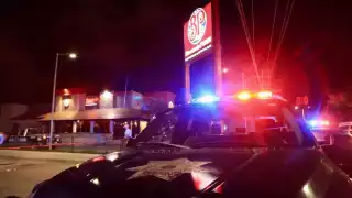 La pizzería fue blanco de un ataque armado anoche