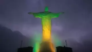 El Cristo apagó sus luces una hora. Foto: Especial