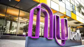 Nubank se propuso eliminar la burocracia y las altas comisiones