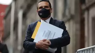 Silvano Aureoles llegó a Palacio Nacional para entregar pruebas a AMLO de que narco operó a favor de Morena en elecciones