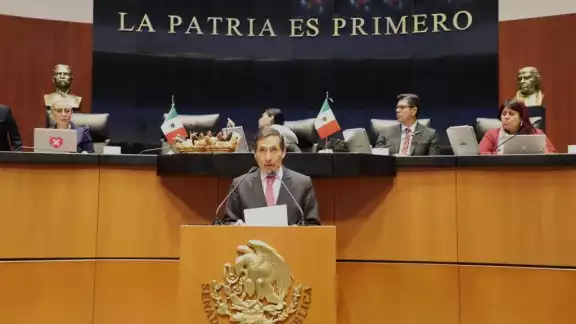 El secretario de Hacienda Rogelio Ramírez de la O comparece ante el Senado de la República 
