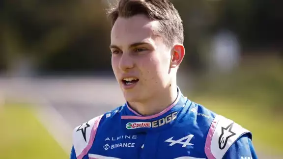 Óscar Piastri estaría corriendo con McLaren según rumores Óscar Piastri estaría corriendo con McLaren según rumores