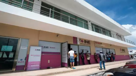 INE Campeche atendió a 115 mil 433 personas entre 2021-2022. Foto: Cortesía INE INE Campeche atendió a 115 mil 433 personas entre 2021-2022. Foto: Cortesía INE