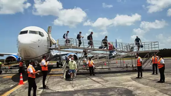 La operaciones registran cinco arribos desde Estados Unidos y una conexión nacional desde la Ciudad de México
