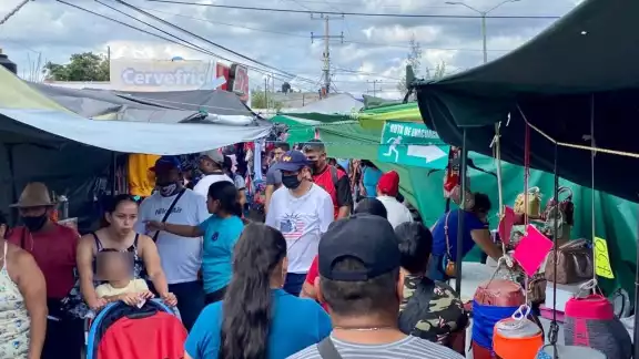 La reactivación de los tianguis en Mérida ha beneficiado a familias que dependen de ellos La reactivación de los tianguis en Mérida ha beneficiado a familias que dependen de ellos