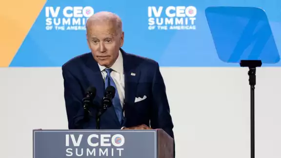 Joe Biden sostuvo un fuerte encuentro con Jair Bolsonaro en la Cumbre de las Américas Joe Biden sostuvo un fuerte encuentro con Jair Bolsonaro en la Cumbre de las Américas