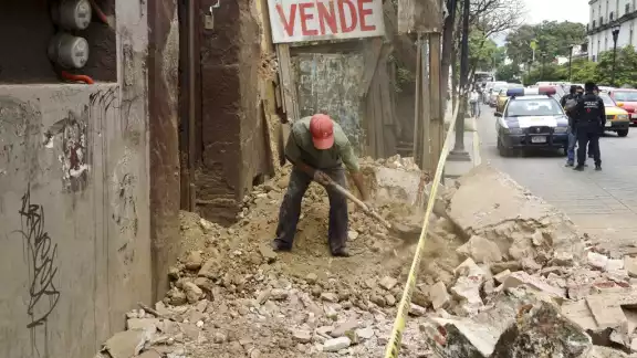Sismo en Oaxaca dejó 10 fallecidos y 21 lesionados