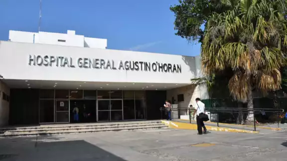Recién nacida es trasladada de emergencia al hospital de Mérida Recién nacida es trasladada de emergencia al hospital de Mérida