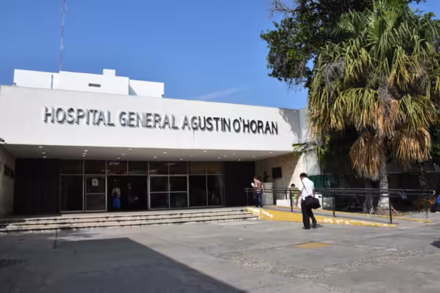 Recién nacida es trasladada de emergencia al hospital de Mérida