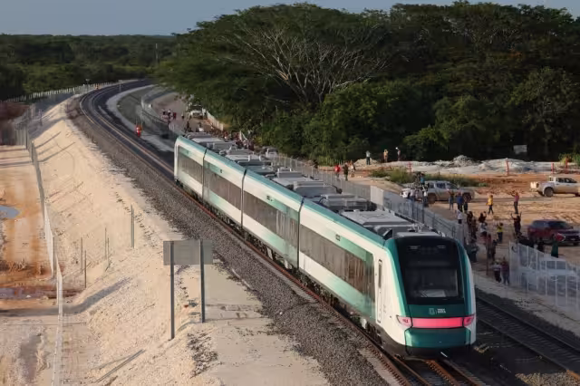 Antes de la medianoche de ayer, el Tren Maya completó en Teya, su recorrido inicial con pasajeros