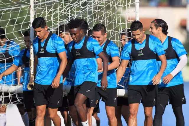 Los jugadores del Cancún FC se preparan para recibir en casa a los Raya2 para su encuentro dentro de la Liga Expansión MX