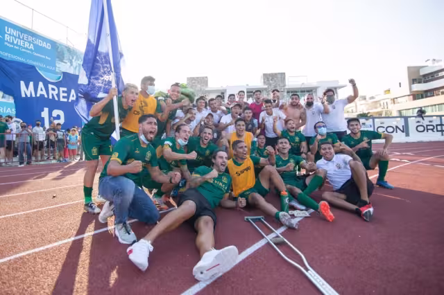 El encuentro se lleva a cabo en el estadio 'Sergio León Chávez'