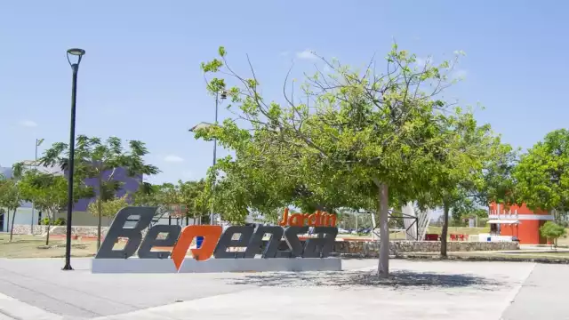 La mujer se soltó de su agresor y pidió apoyo