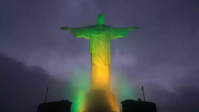El Cristo apagó sus luces una hora. Foto: Especial