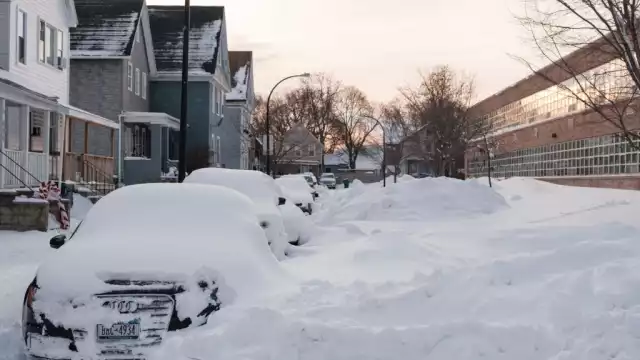 Sube a 34 el número de muertos en Nueva York tras tormenta gélida