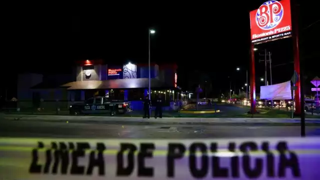 La policía desconoce cuántas personas participaron en el atentado y en que vehículo huyeron