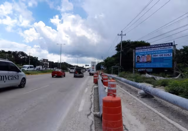 Se recomienda a la ciudadanía tomar sus precauciones y establecer rutas alternas para evitar el trafico y posibles retrasos