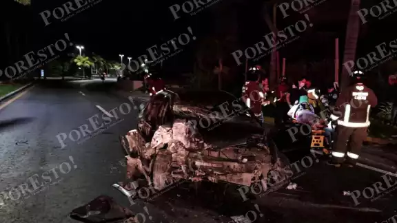 El Cuerpo de Bomberos que utilizó herramientas especializada para liberar a la persona que quedó prensada