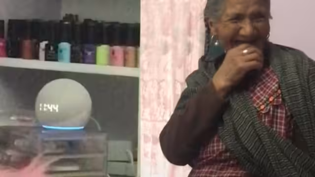 Abuelita pide a Alexa que rece un rosario a sus nietos; su divertida reacción se hace viral