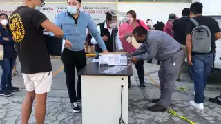 Algunas personas se formaron desde las 4 o 5 de la mañana