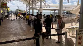 Al lugar llegó la Policía Estatal junto a la unidad canina, para la detección de narcóticos