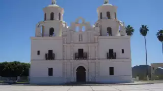 Balacera fuera de una iglesia en Caborca siembra el miedo y termina con la vida de una persona