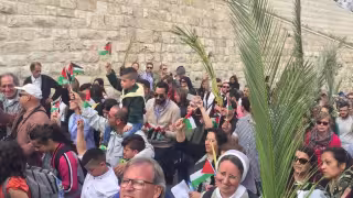 Los festejos y bendiciones del Domingo de Ramos dentro de la Semana Santa iniciaron este día en Jerusalén