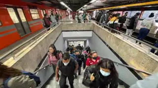 El Metro se construyó durante el sexenio de López Mateos gracias a préstamo a Francia