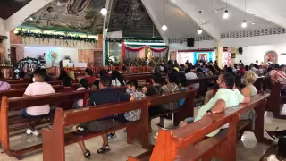 El santuario no se ha cerrado desde el sábado, este domingo concluyen las festividades a la Virgen de Guadalupe