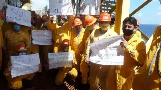 Trabajadores aseguran que algunos otros alimentos contienen mayormente partes de grasas.