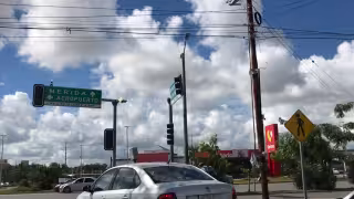 La falla en semáforos de Cancún pone en peligro la vida de los automovilistas