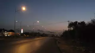 La Norma marca que se debe contratar con siete luxes de nivel de iluminación en la mayoría de las calles