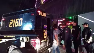 Las autoridades informaron que hombres del Estado de México discutieron con meseros