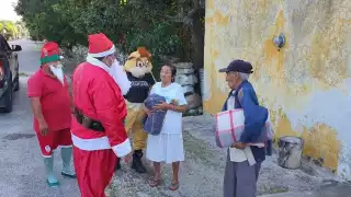 Este 24 de diciembre decenas de familias tuvieron un adelanto de la navidad gracias a los policías de la SSP