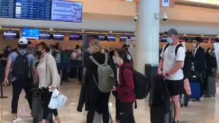 Los turistas indicaron que están pendientes de las alertas de viaje que emite el Consulado de Estados Unidos